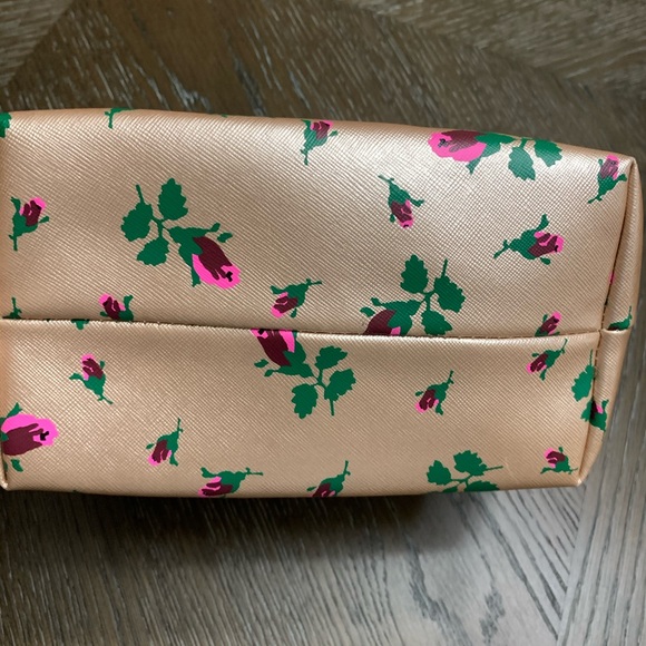 Betsey Johnson rose gold rosebuds print clam pouch bag - Picture 11 of 17